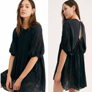 Black gently worn Free People Unrefined Eyelet tunic/dress. Size XS